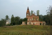 Леонтьевское. Храмовый комплекс. Церкви Михаила Архангела и Леонтия Ростовского