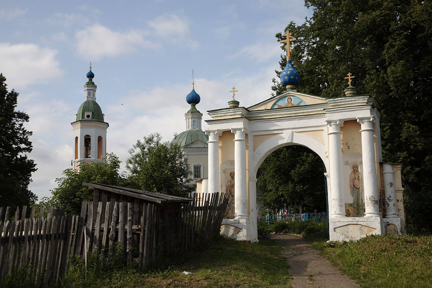 Церковь Параскевы Пятницы, Большое Село (Большесельский район, Ярославская область). дополнительная информация