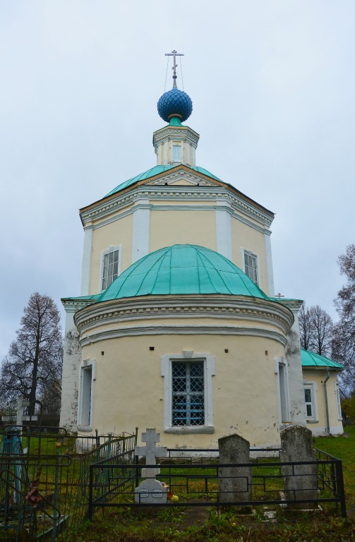 Церковь Параскевы Пятницы, Большое Село (Большесельский район, Ярославская область). фасады