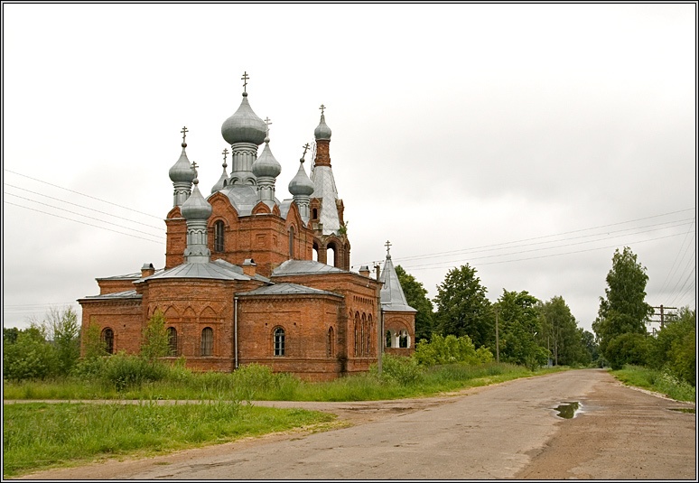 Ремда. Церковь Николая Чудотворца. общий вид в ландшафте
