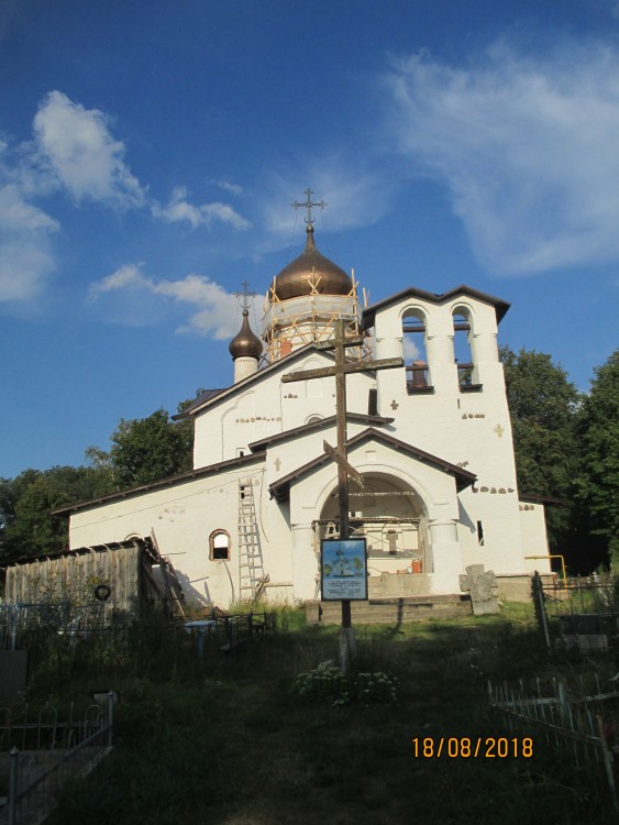 Церковь Петра и Павла (новая), Спицино (Гдовский район, Псковская область). фасады, На эту дату храм почти достроен