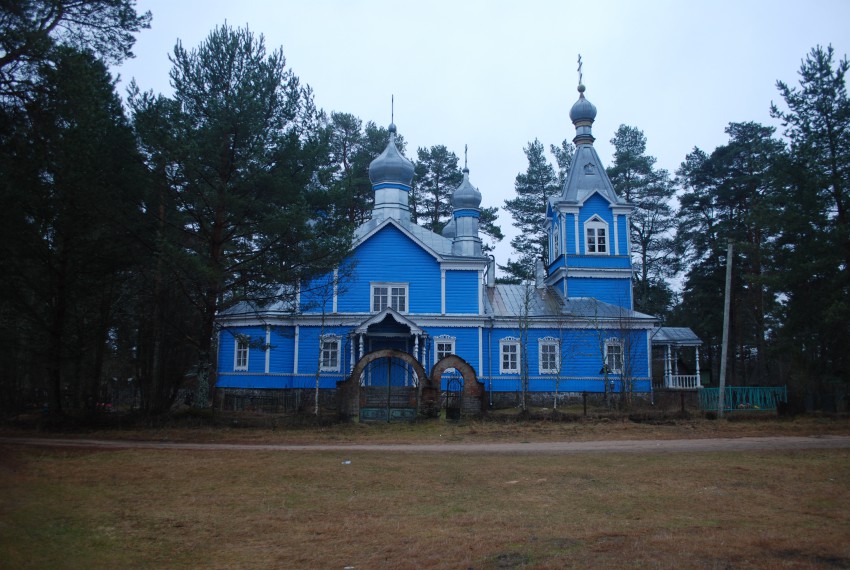 Боровик. Церковь Покрова Пресвятой Богородицы. фасады