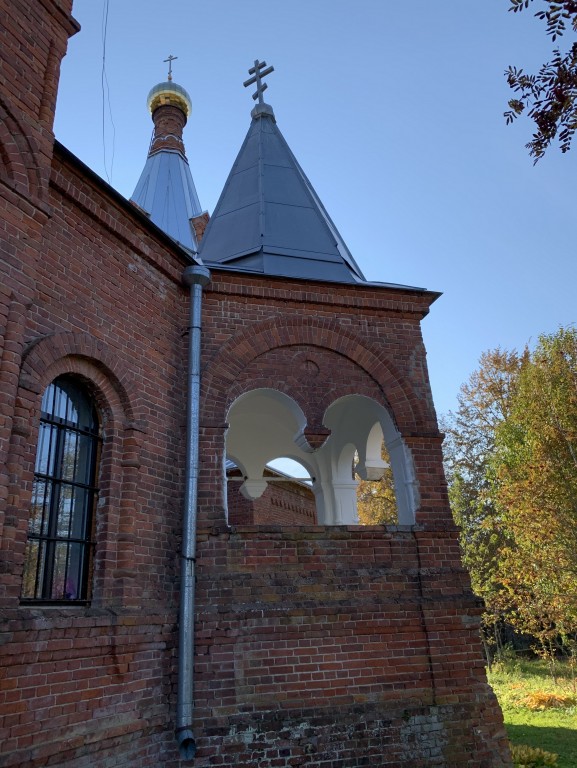 Церковь Николая Чудотворца, Ремда (Гдовский район, Псковская область). архитектурные детали