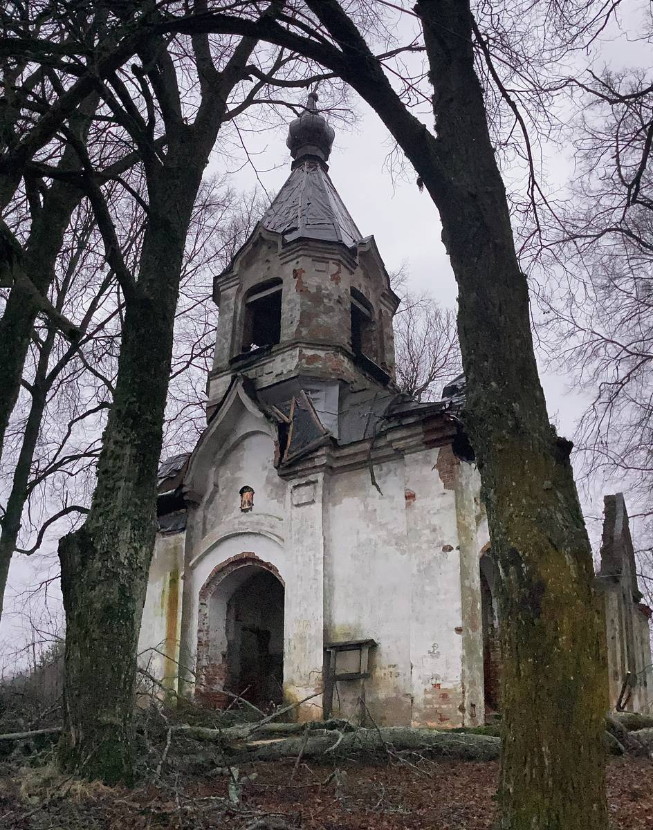Вид с юго-запада, фасады. Церковь Илии Пророка в Калихновщине, Черма (Гдовский район, Псковская область)