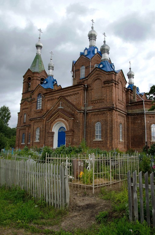 Сырой Лес. Церковь Николая Чудотворца. фасады