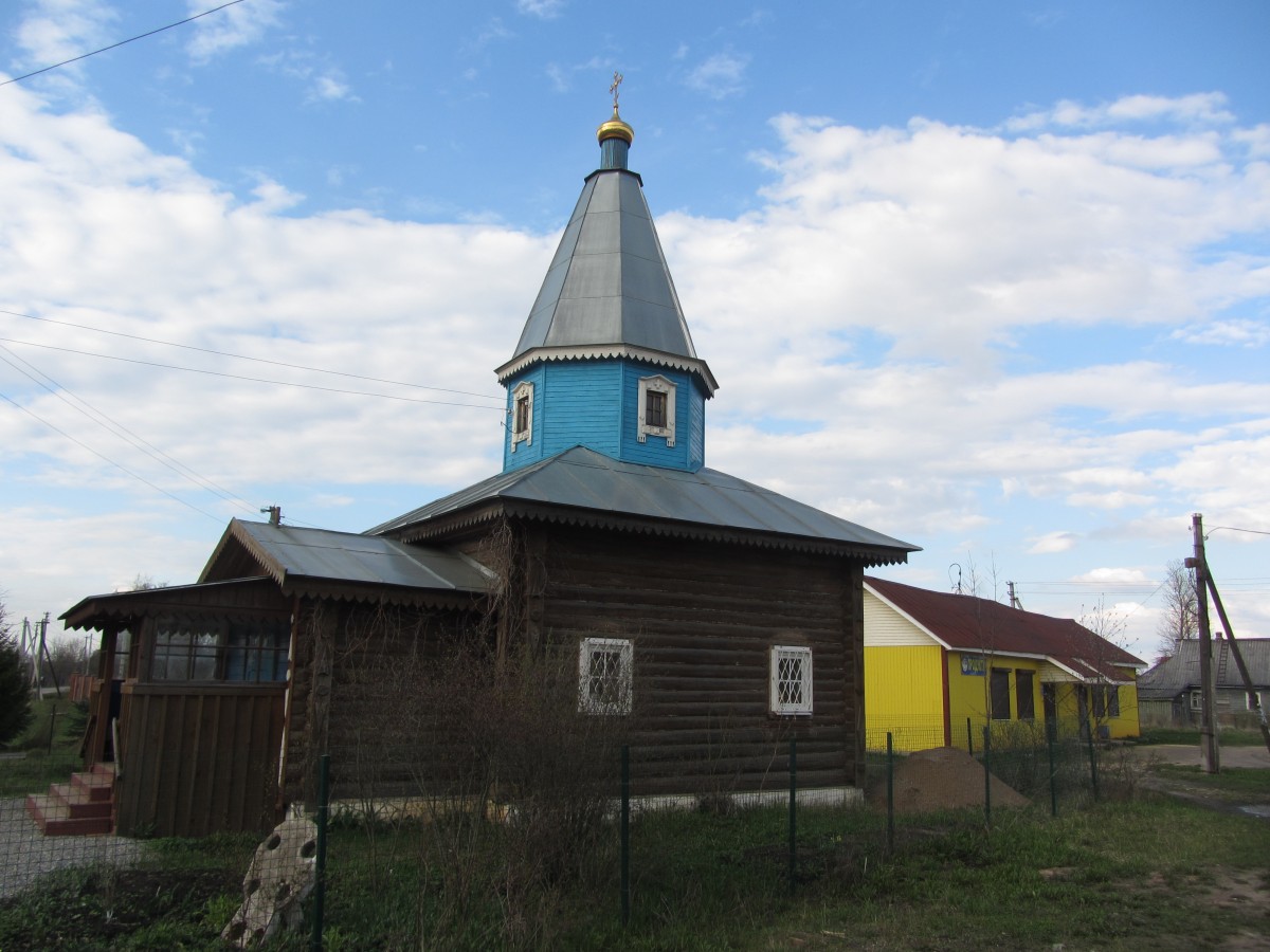Церковь Николая Чудотворца, Оредеж (Лужский район, Ленинградская область). фасады