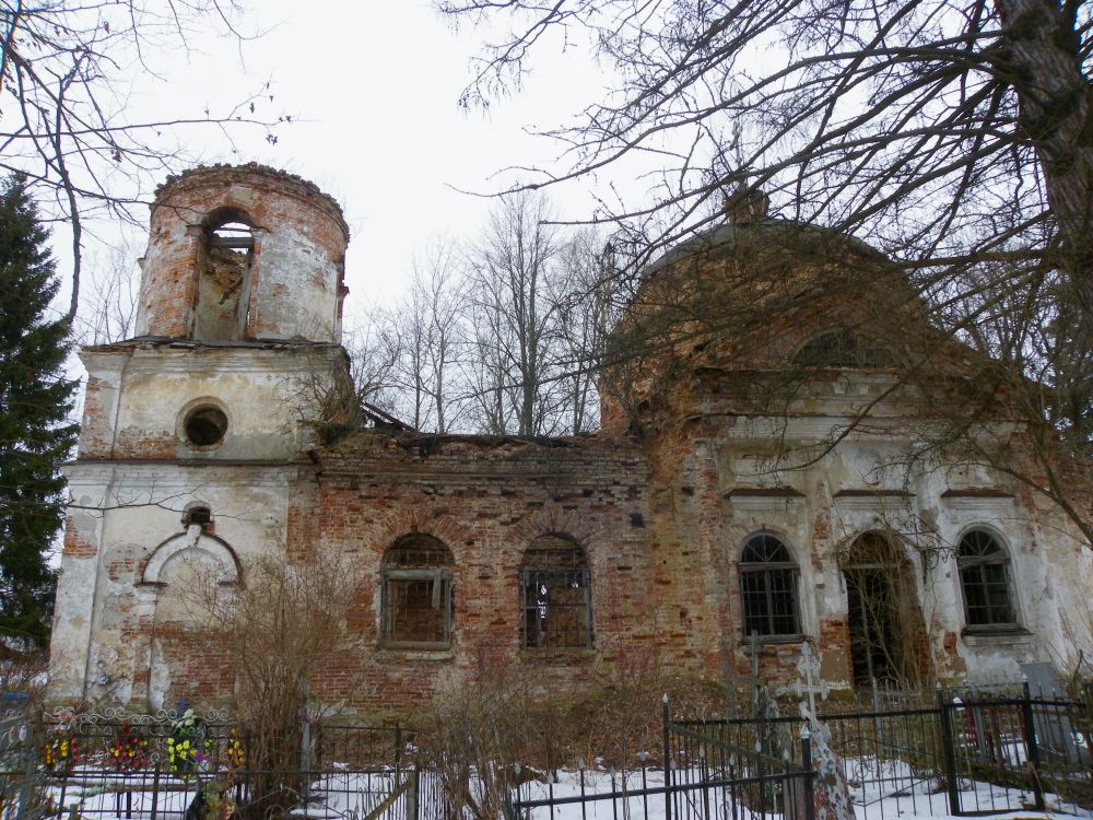 Церковь Успения Пресвятой Богородицы, Смешино (Лужский район, Ленинградская область). фасады