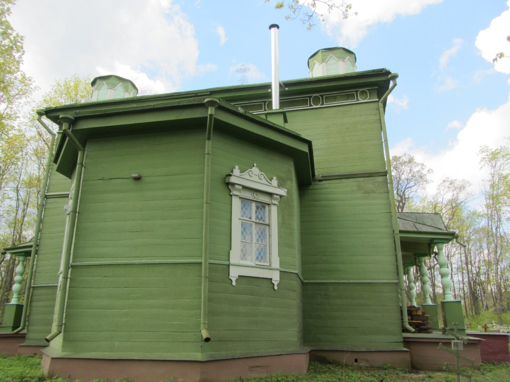 Церковь Георгия Победоносца, Заполье (Плюсский район, Псковская область). фасады