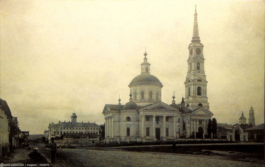 Рыльск. Собор Успения Пресвятой Богородицы. архивная фотография, источник https://pastvu.com