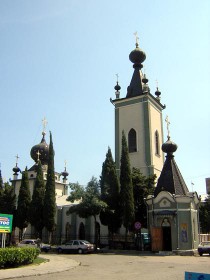 Алушта. Церковь Всех Крымских святых и Феодора Стратилата