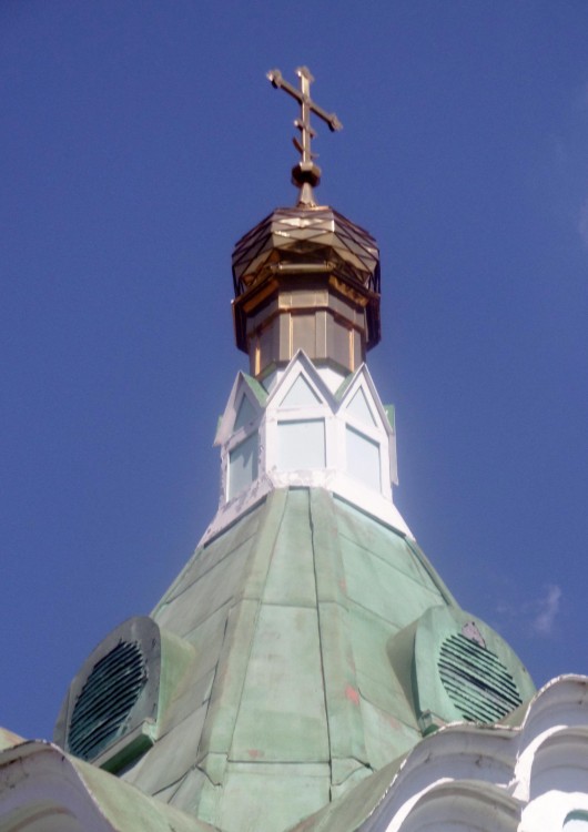 Церковь Афанасия Великого, Керчь (Керчь, город, Республика Крым). фасады, Шатровое завершение основного объема церкви