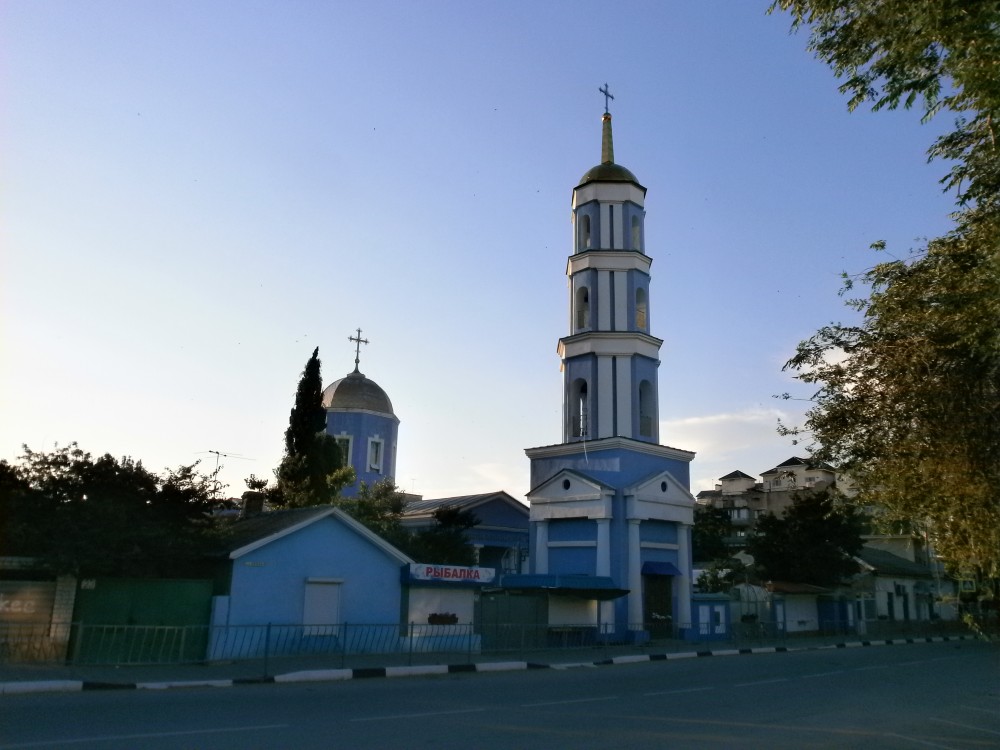 Судак. Церковь Покрова Пресвятой Богородицы. фасады