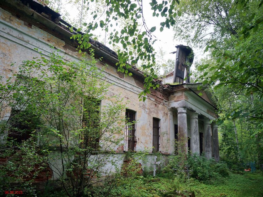 Церковь Преображения Господня, Загубье (Волховский район, Ленинградская область). архитектурные детали