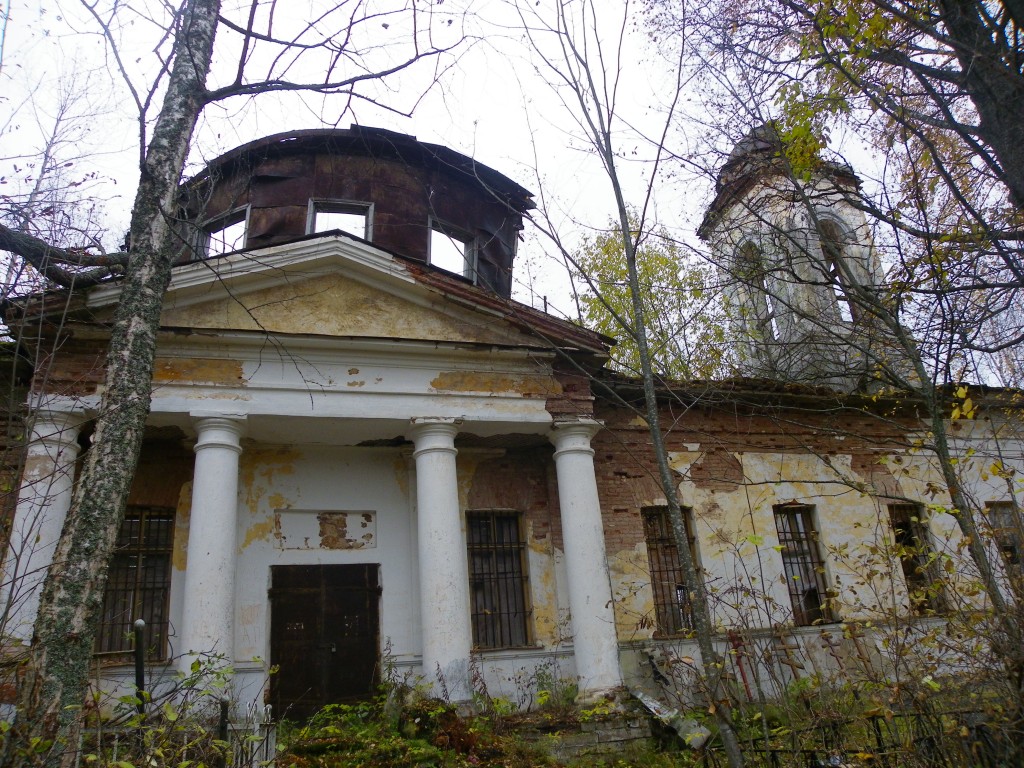 Загубье. Церковь Спаса Преображения. фасады