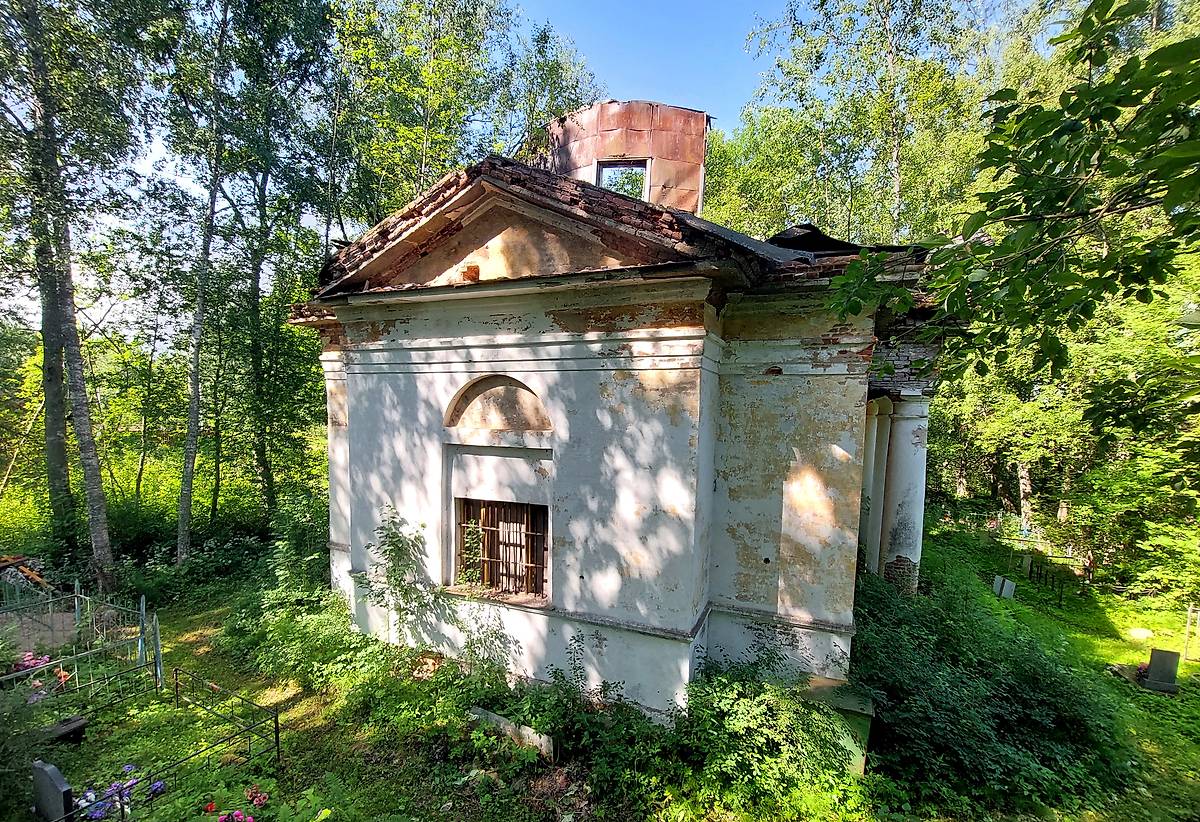 фасады. Церковь Преображения Господня, Загубье (Волховский район, Ленинградская область)