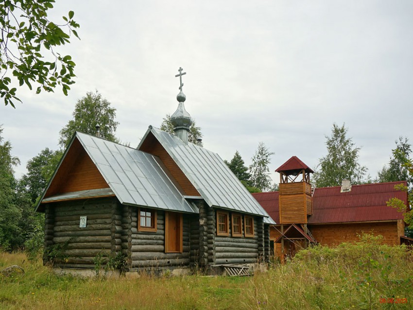 Церковь Пантелеимона Целителя, Загубье (Волховский район, Ленинградская область). фасады