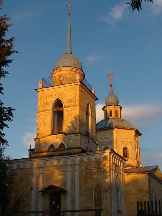 Церковь Успения Пресвятой Богородицы, Берново (Старицкий район, Тверская область). фасады