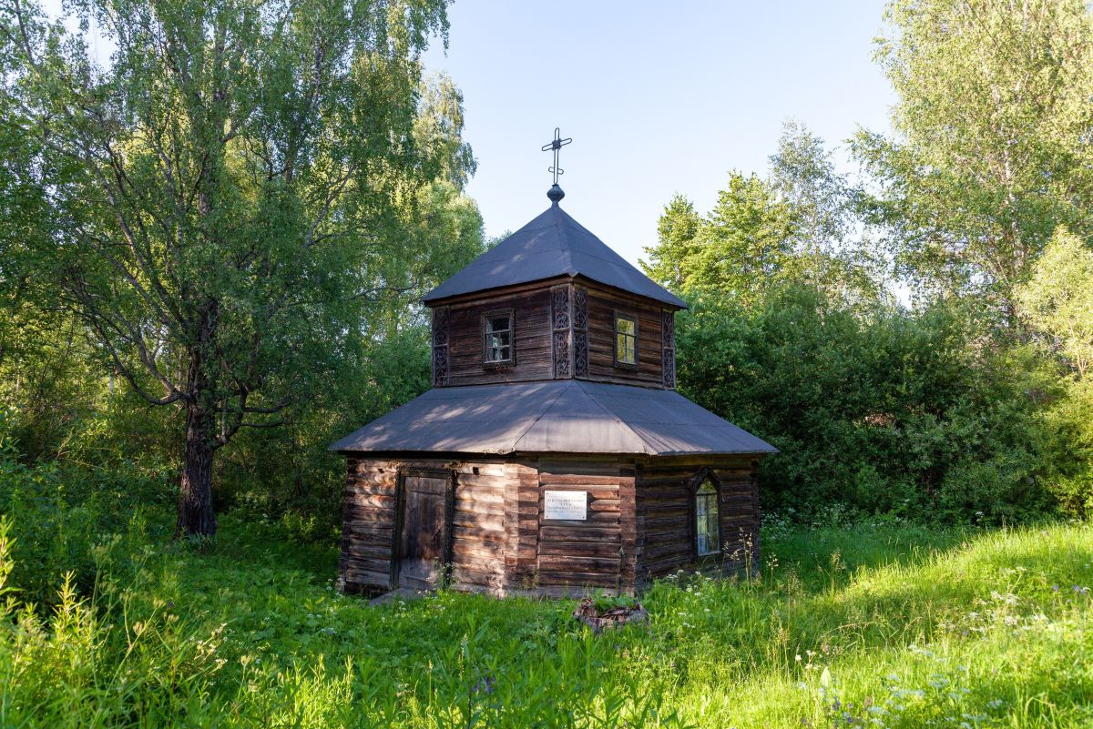 Часовня Спаса Преображения, Малинники (Старицкий район, Тверская область). фасады