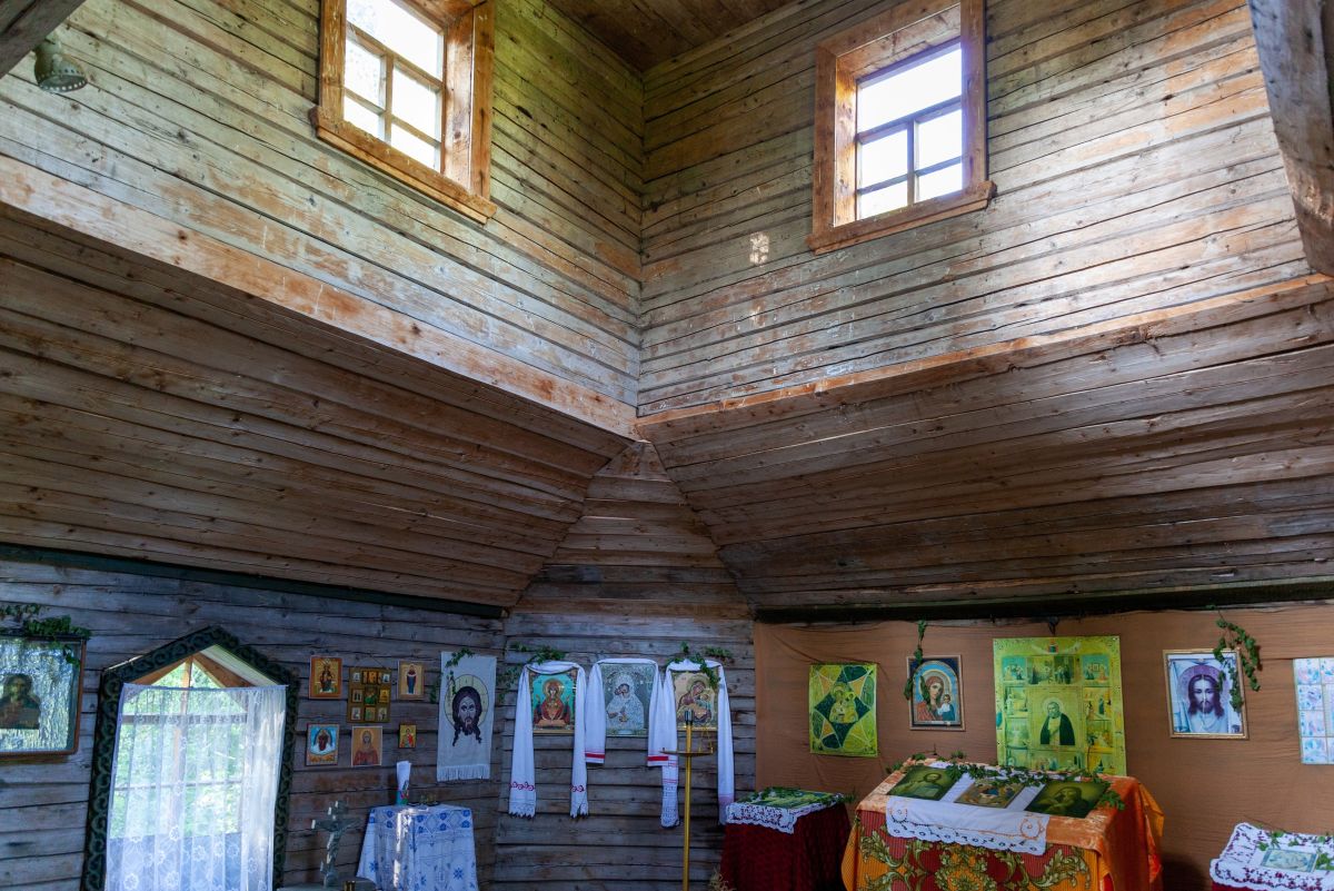 Часовня Спаса Преображения, Малинники (Старицкий район, Тверская область). интерьер и убранство