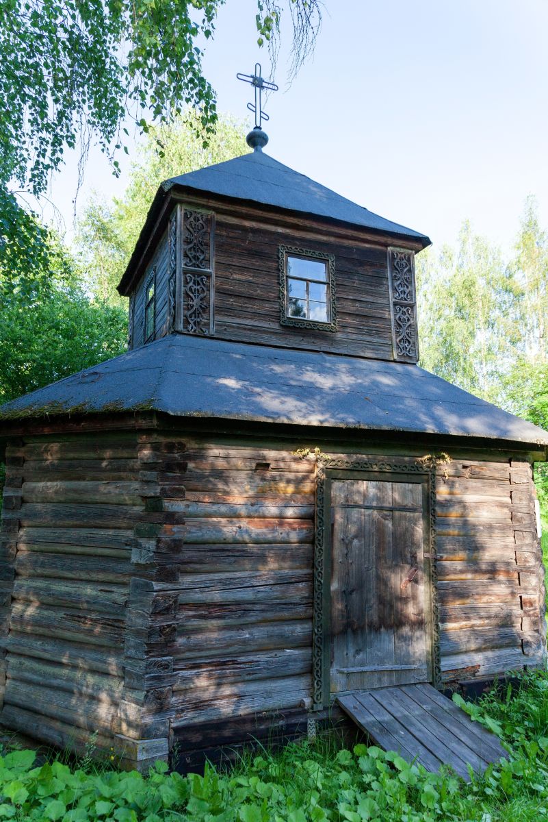 Часовня Спаса Преображения, Малинники (Старицкий район, Тверская область). фасады