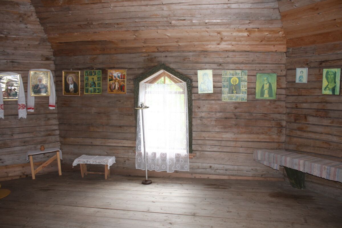 Часовня Спаса Преображения, Малинники (Старицкий район, Тверская область). интерьер и убранство