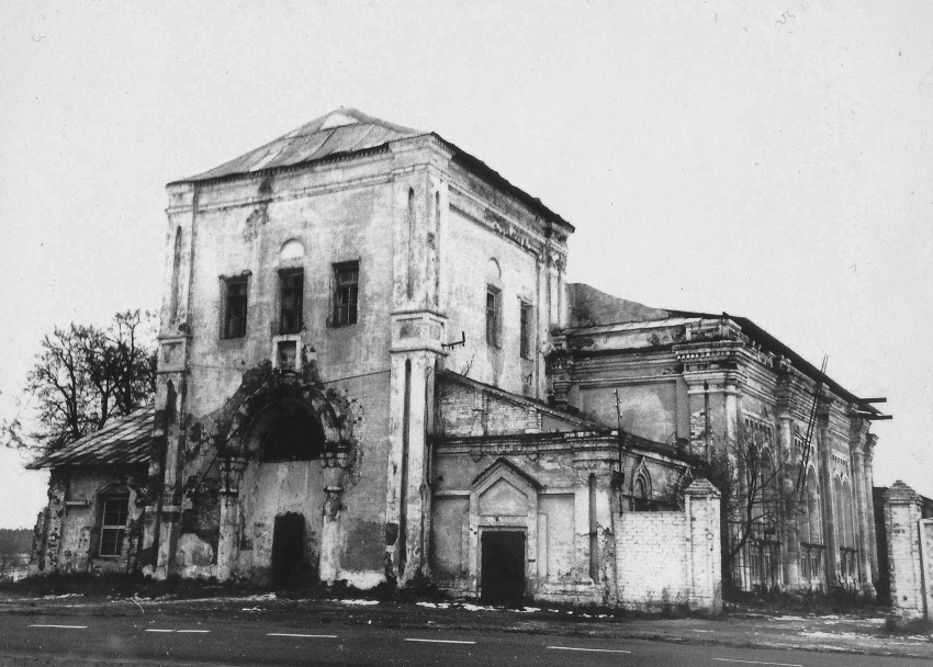 Церковь Успения Пресвятой Богородицы, Гжель (Раменский район и гг. Бронницы, Жуковский, Московская область). фасады