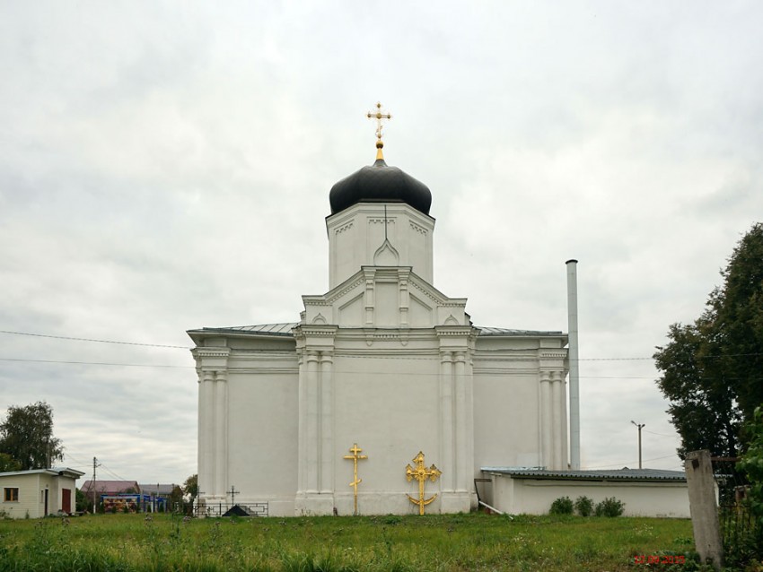 Церковь Успения Пресвятой Богородицы, Гжель (Раменский район и гг. Бронницы, Жуковский, Московская область). фасады