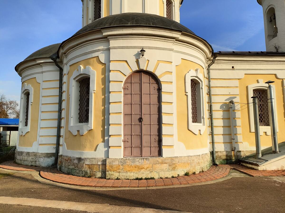 Церковь Казанской иконы Божией Матери, Поречье (Рузский городской округ, Московская область). архитектурные детали