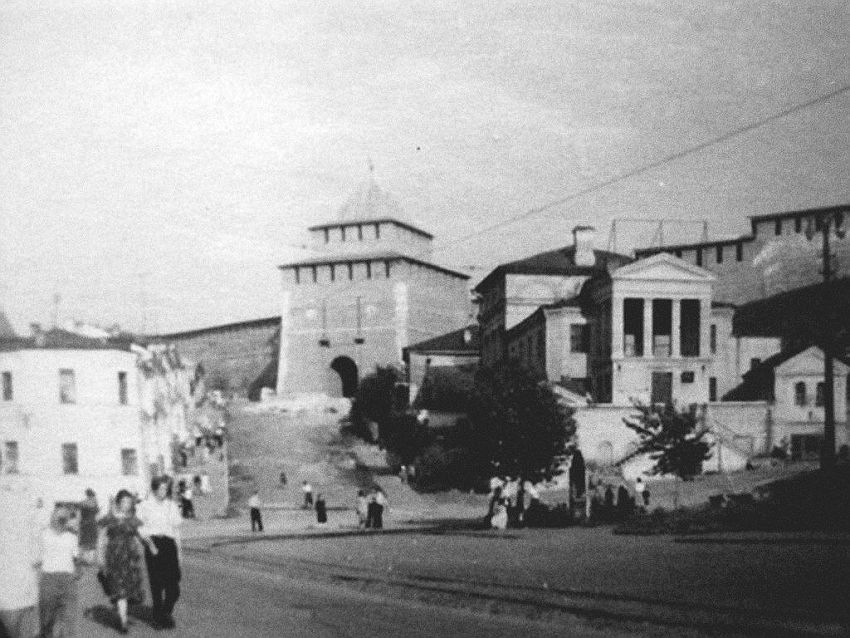 Нижегородский район. Церковь Рождества Иоанна Предтечи на Торгу. архивная фотография, Фото с сайта http://www.skyscrapercity.com