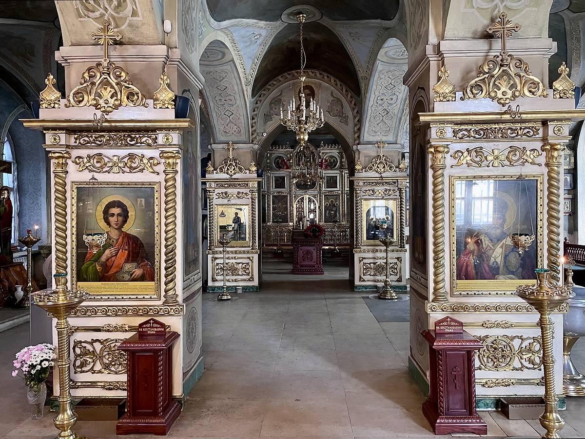 интерьер и убранство. Церковь Владимирской иконы Божией Матери, Быково, село (Раменский район и гг. Бронницы, Жуковский, Московская область)