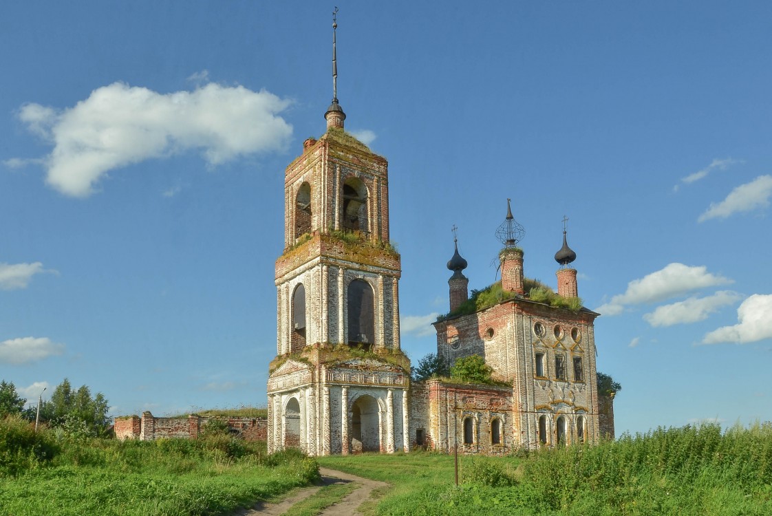 Церковь Флора и Лавра, Кибол (Суздальский район, Владимирская область). фасады
