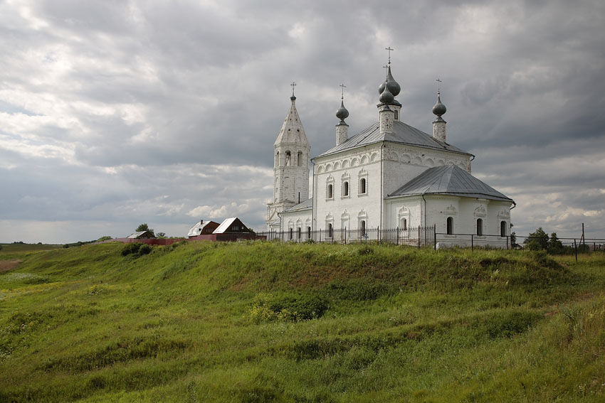 Менчаково. Церковь Рождества Пресвятой Богородицы. фасады