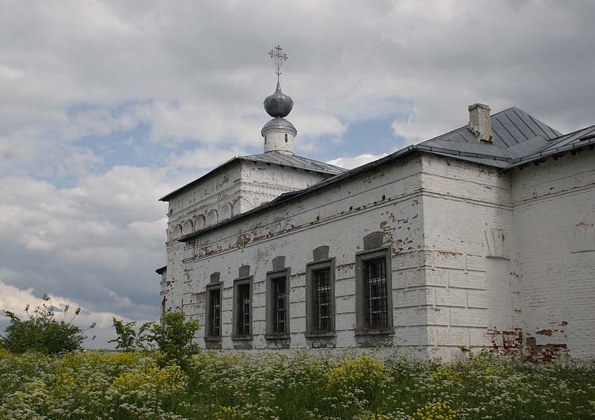 Церковь Ефрема Сирина, Омутское (Суздальский район, Владимирская область). архитектурные детали