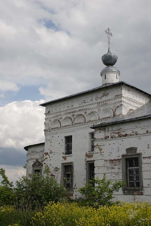 Церковь Ефрема Сирина, Омутское (Суздальский район, Владимирская область). архитектурные детали