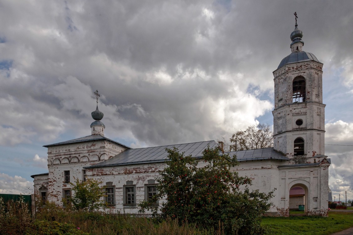 Церковь Ефрема Сирина, Омутское (Суздальский район, Владимирская область). фасады