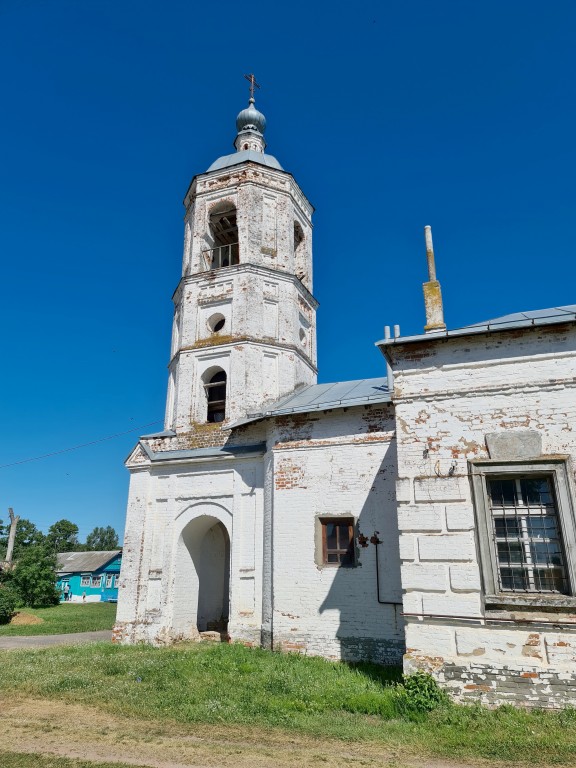 Церковь Ефрема Сирина, Омутское (Суздальский район, Владимирская область). архитектурные детали, Вид с юга