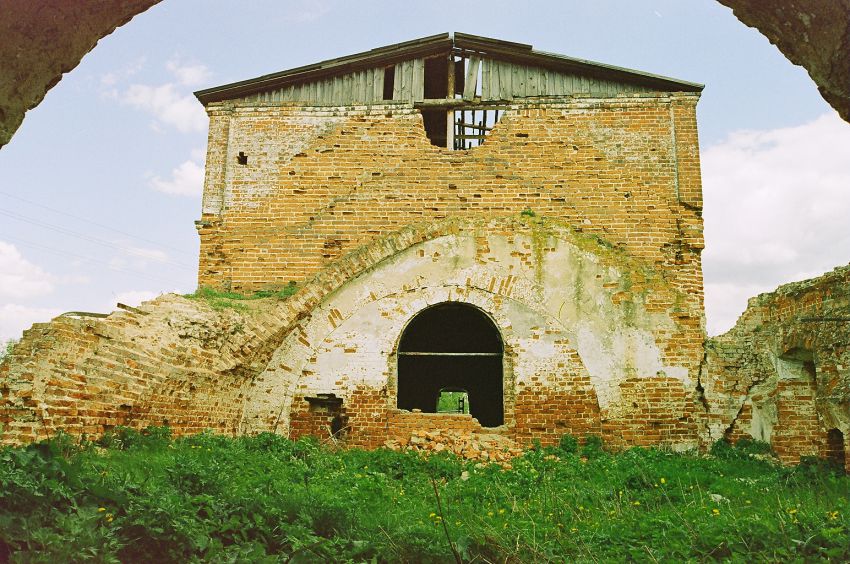 Семёновское-Красное. Церковь Николая Чудотворца. архитектурные детали, трапезная вид на основной объём