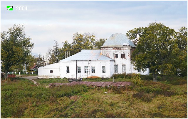 Барское Городище. Церковь Троицы Живоначальной. фасады, Общий вид с Юга