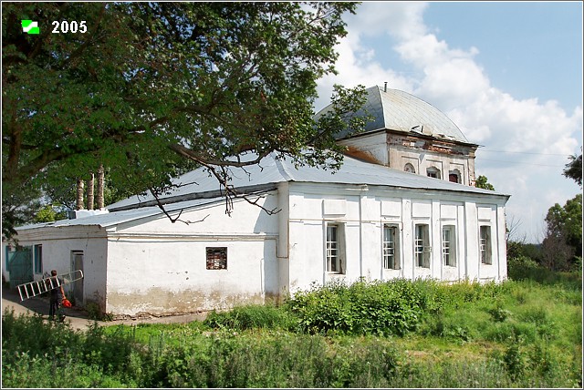 Барское Городище. Церковь Троицы Живоначальной. фасады, Вид с юго-запада