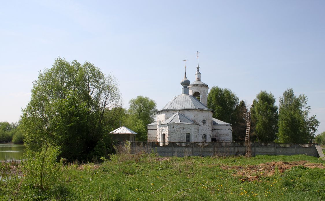 Черниж. Церковь Николая Чудотворца. дополнительная информация, Вид с востока