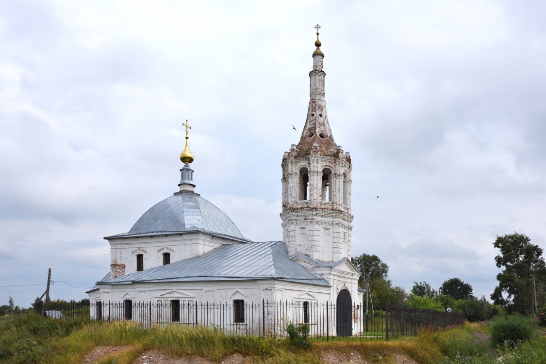 Церковь Рождества Пресвятой Богородицы, Романово (Суздальский район, Владимирская область). фасады