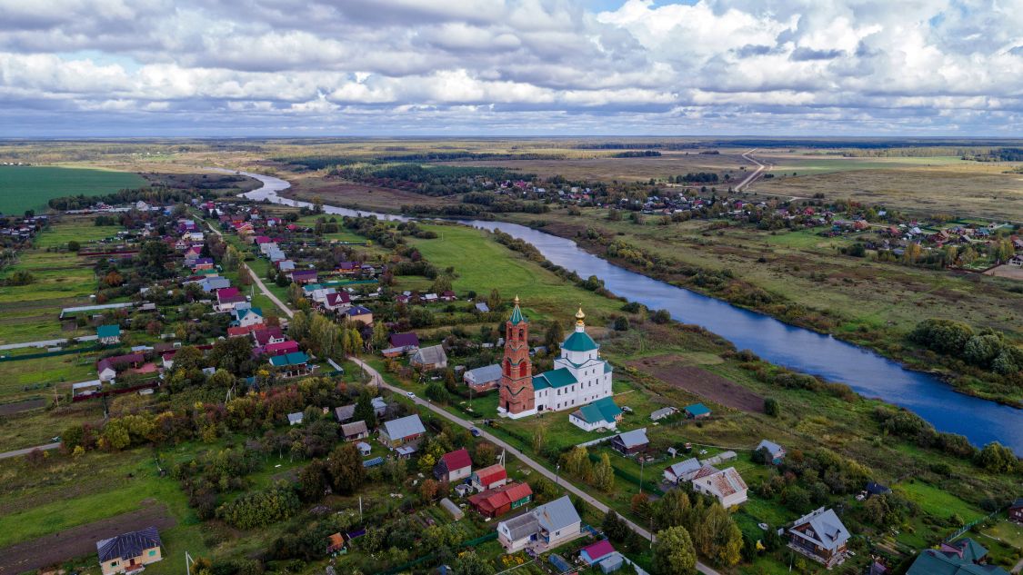 Переборово. Церковь Николая Чудотворца. общий вид в ландшафте