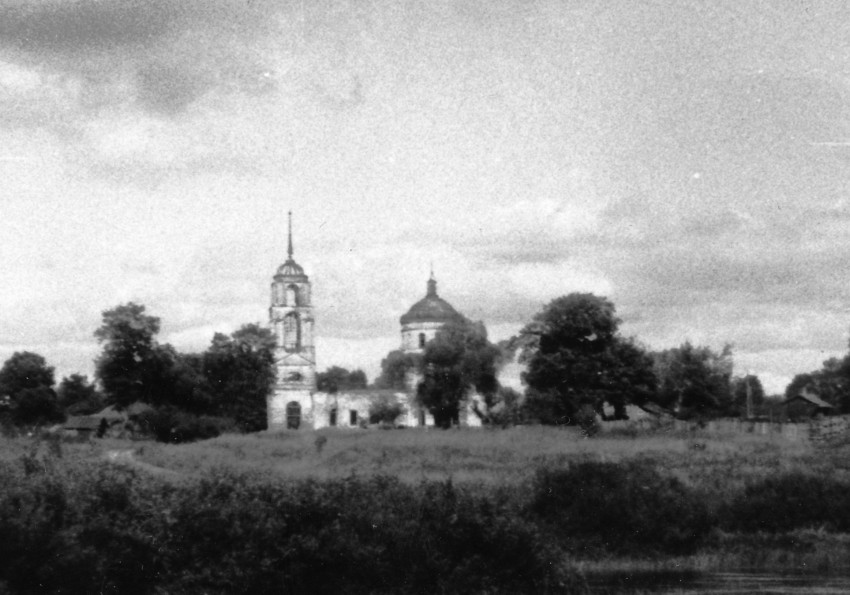 Церковь Казанской иконы Божией Матери, Фомиха (Камешковский район, Владимирская область). общий вид в ландшафте