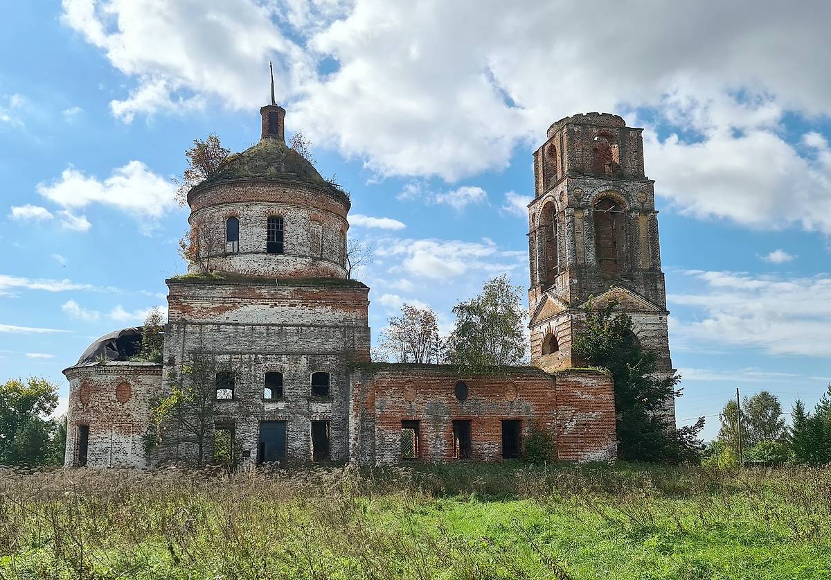 Вид с севера, фасады. Церковь Казанской иконы Божией Матери, Фомиха (Камешковский район, Владимирская область)