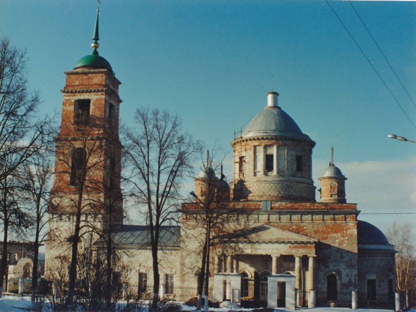 Собор Успения Пресвятой Богородицы, Кашира (Каширский городской округ, Московская область). фасады