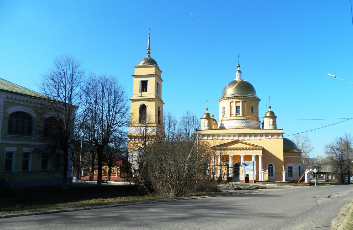 Кашира. Собор Успения Пресвятой Богородицы. общий вид в ландшафте