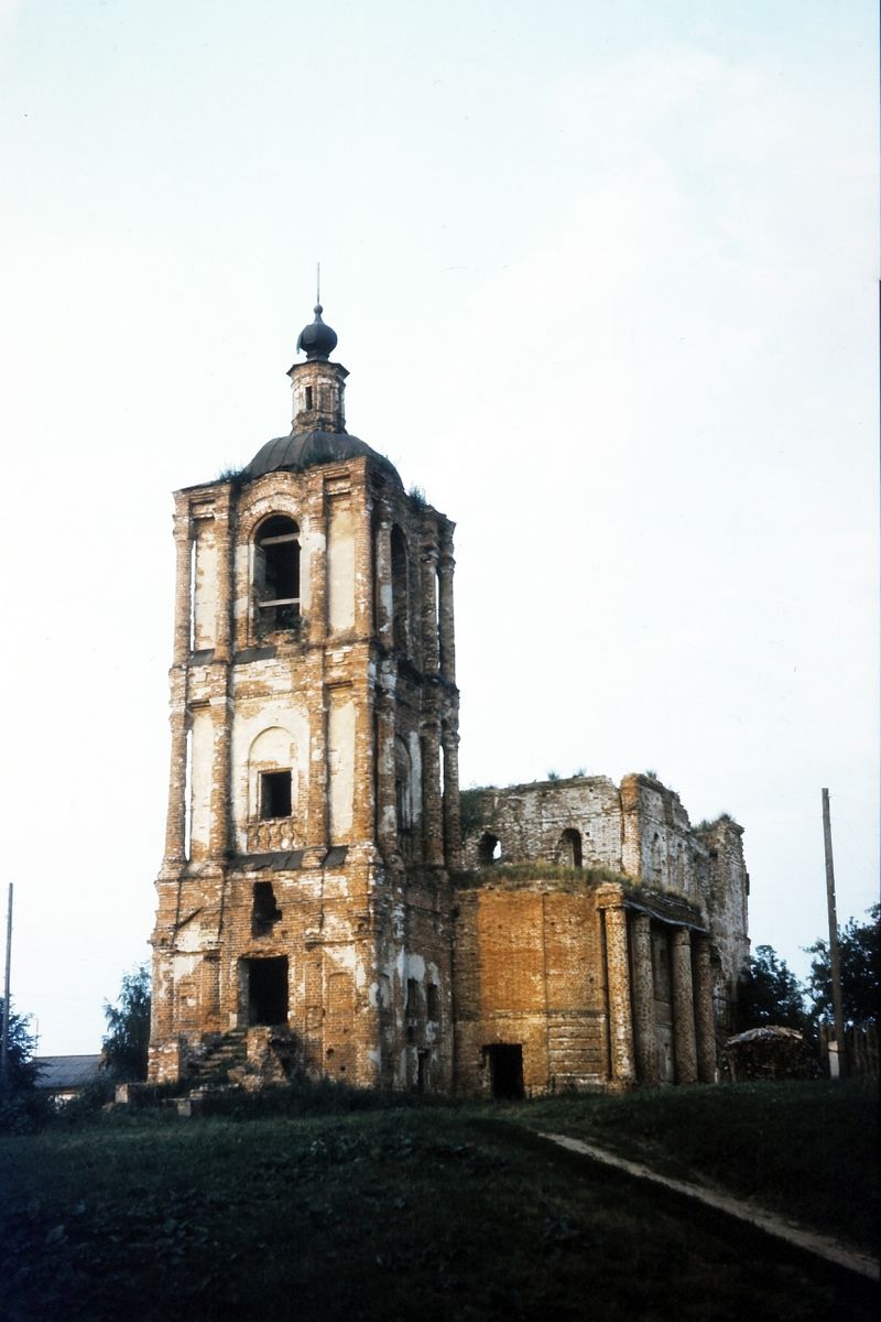 Собор Успения Пресвятой Богородицы, Перемышль (Перемышльский район, Калужская область). фасады