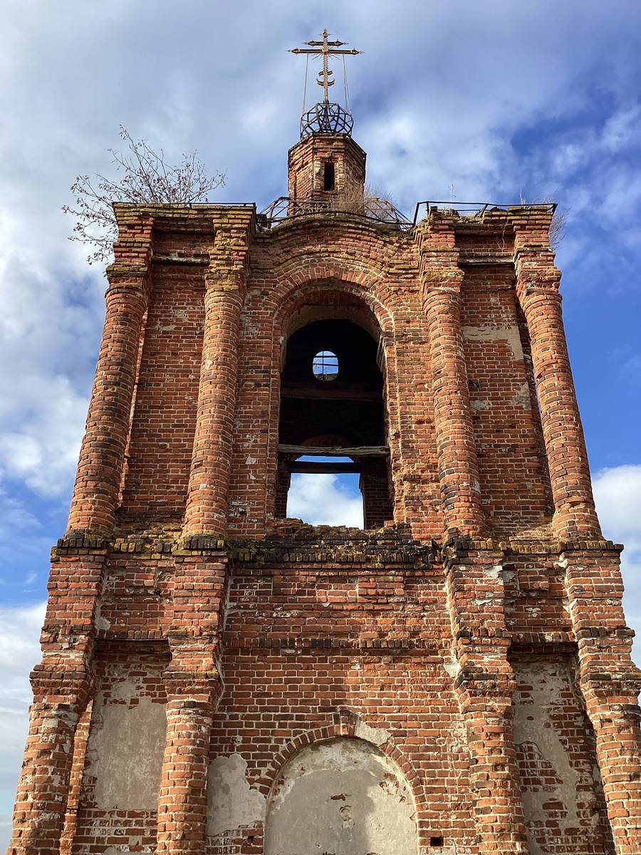 Ярус звона колокольни, архитектурные детали. Собор Успения Пресвятой Богородицы, Перемышль (Перемышльский район, Калужская область)