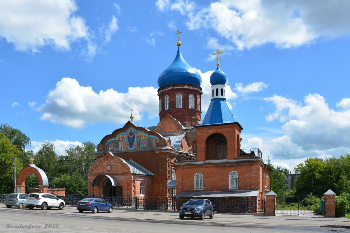 Тула. Церковь Покрова Пресвятой Богородицы. фасады