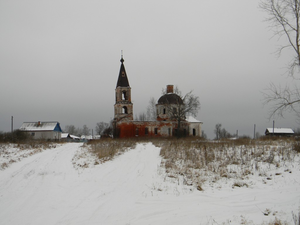 Филипково. Церковь Николая Чудотворца. общий вид в ландшафте